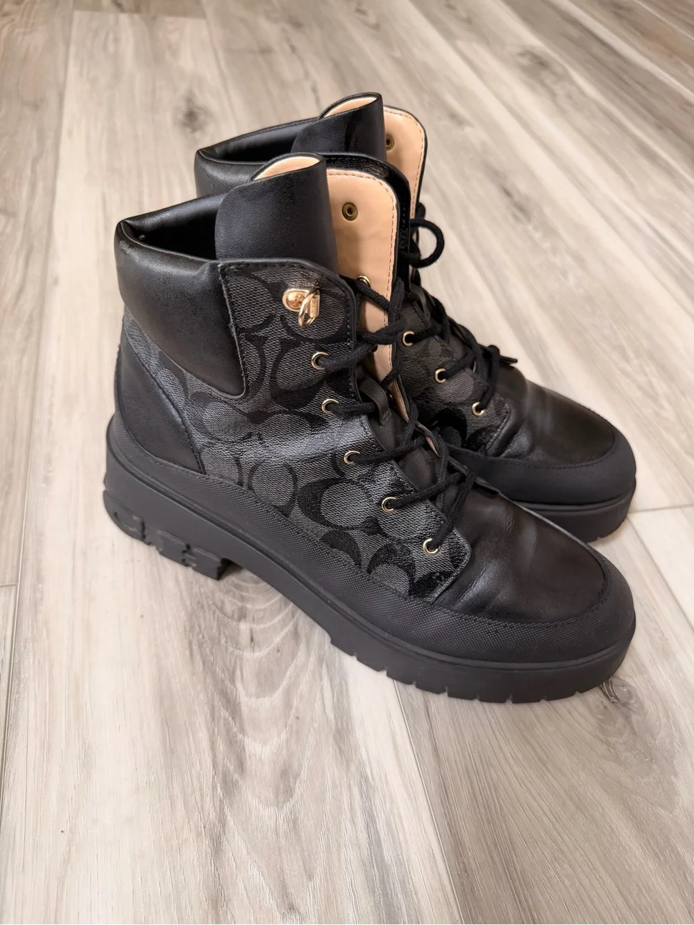 Coach CM590 Signature Combat Boots Women’s 10B Black Leather Canvas Lug Sole